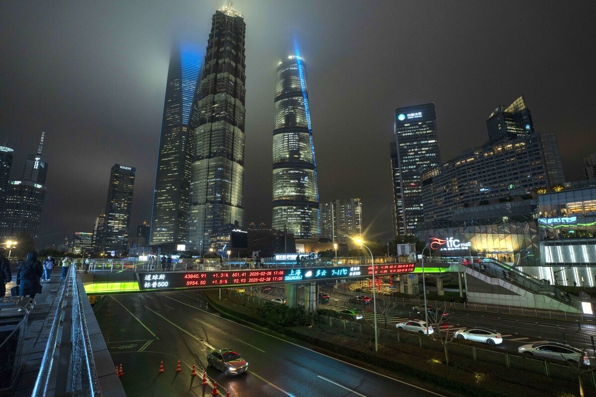 Asia Stocks Set to Climb as US, China Tout 'Substantial' Trade Talk Progress
