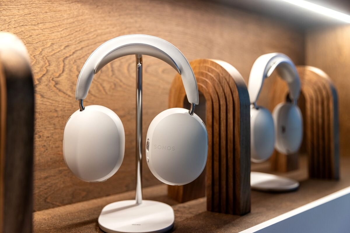 Sonos Cuts 12% of Workers in Bid to Improve Product Organization