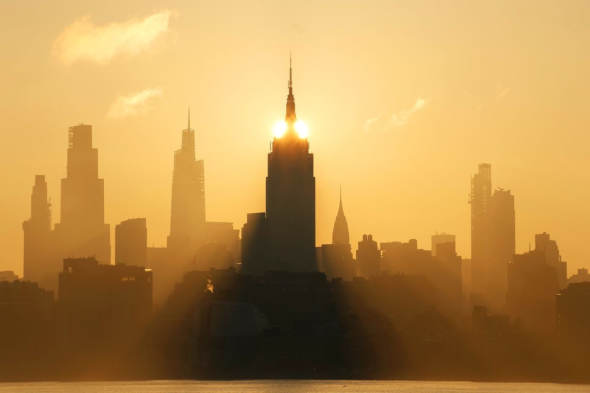 Largest US Grid Issues Energy Emergency Alert for Monday Heat