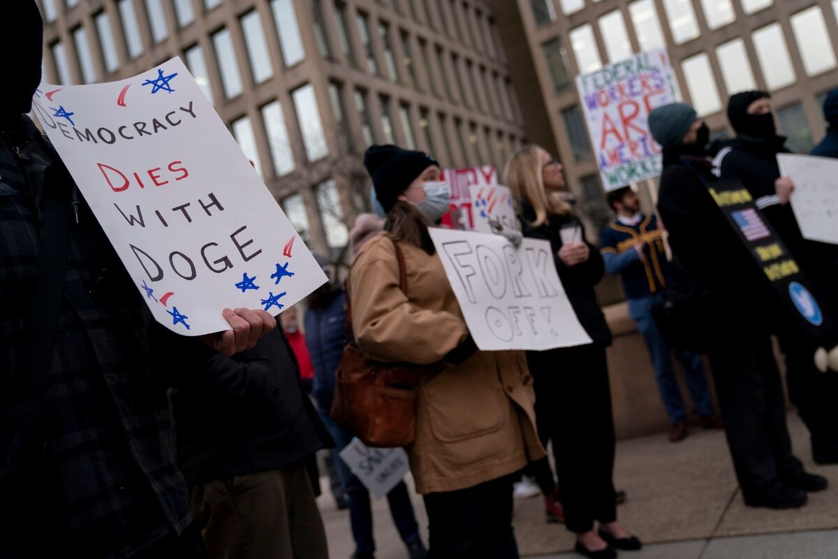 Here Are the Job Titles and Salary Ranges of Some DOGE Staffers