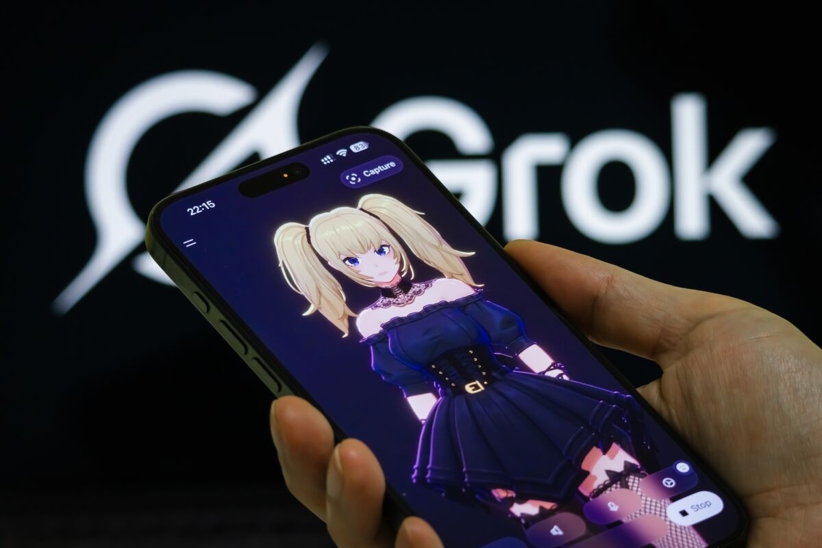 Elon Musk Is Cashing In on the AI Romance Boom