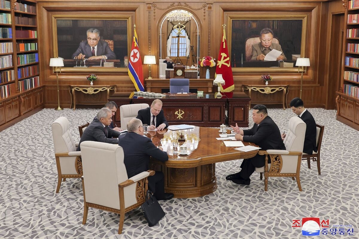 Kim Vows Full Backing for Putin as Ties With Russia Deepen