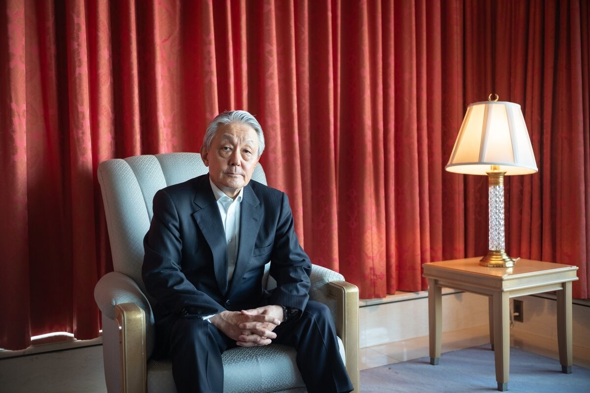 Japan Bourse CEO Reappointed With Slimmer Vote as Rating Falls