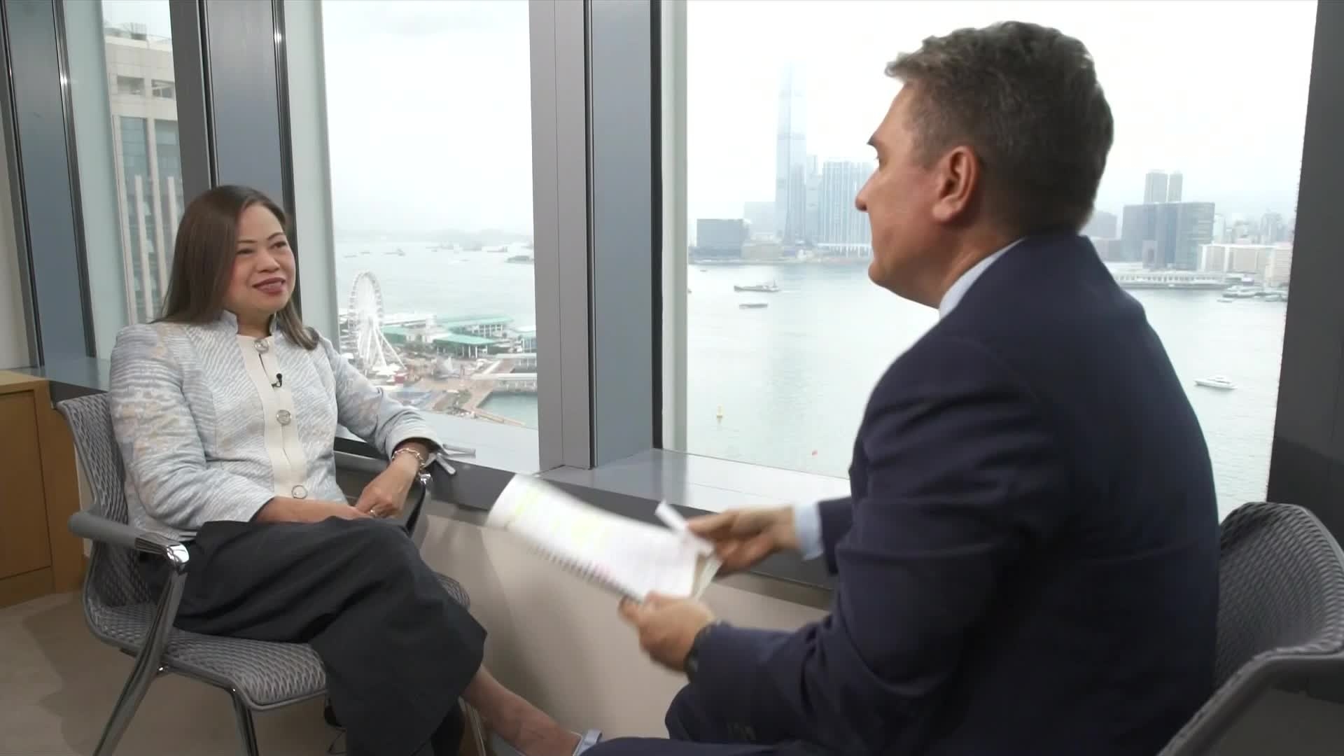 HK Works on Image Overhaul to Attract Overseas Visitors