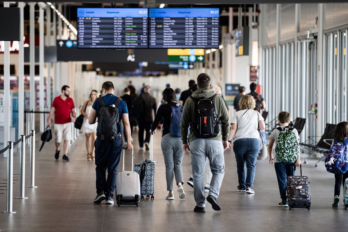 Travel ‘Bounceback' Bodes Well for Summer, IHG CEO Says