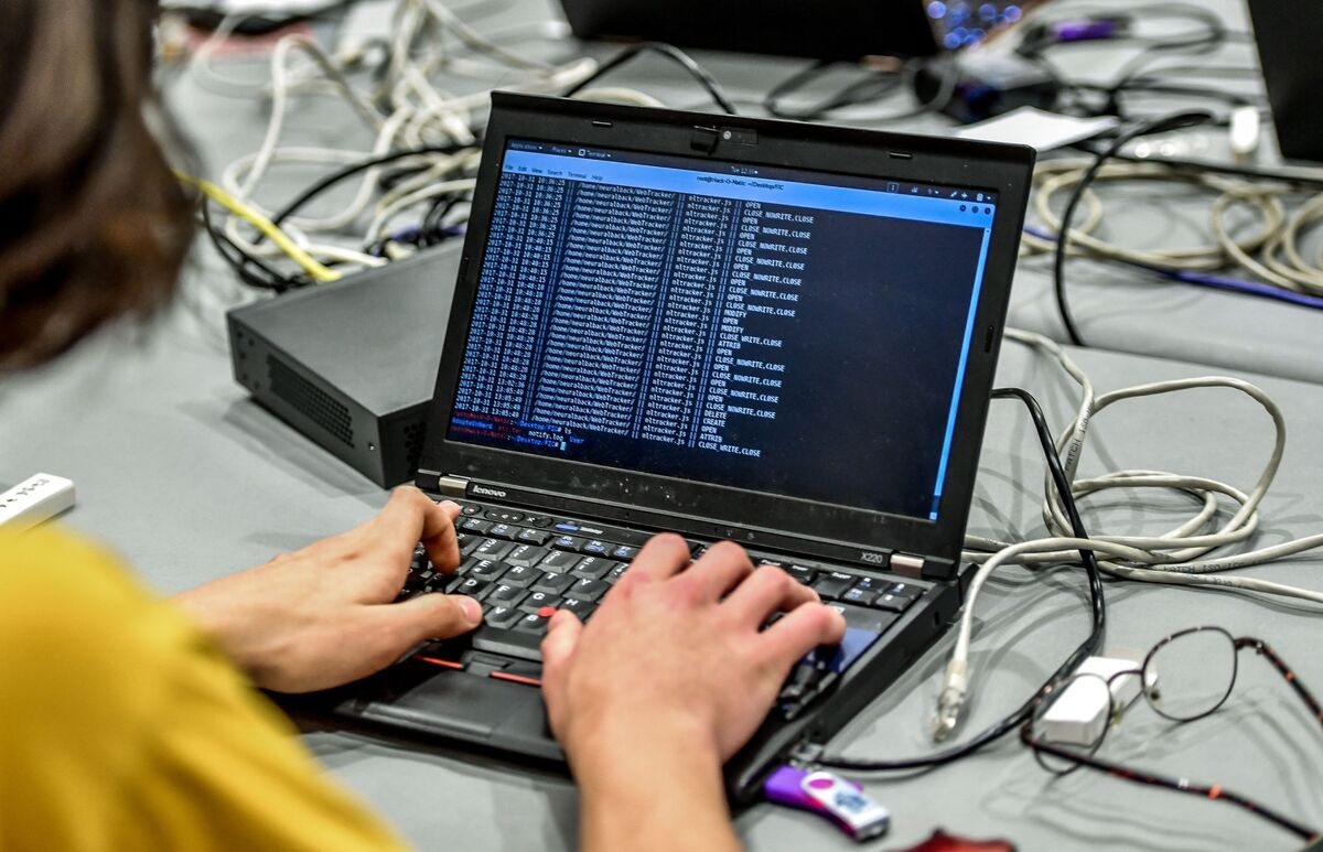 Google to Help Developers Make Their Own AI Agents in Cloud Push