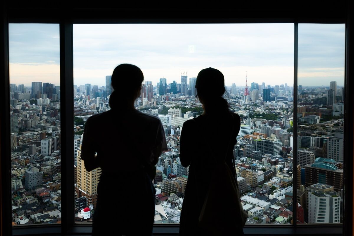Japan Finance Ministry Is Said to Sound Out Market on Bond Sales