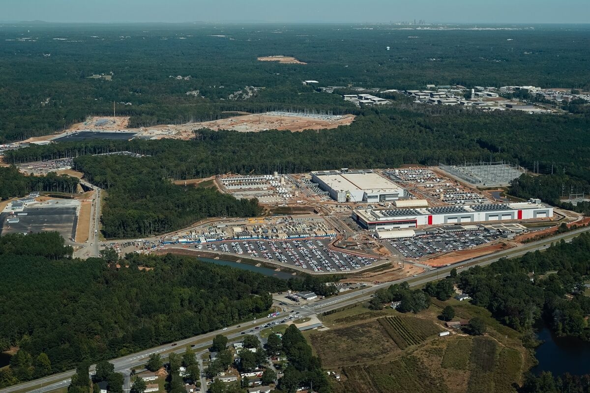 Blackstone's Data Center Darling Confronts a Future Without Its $3 Billion Man