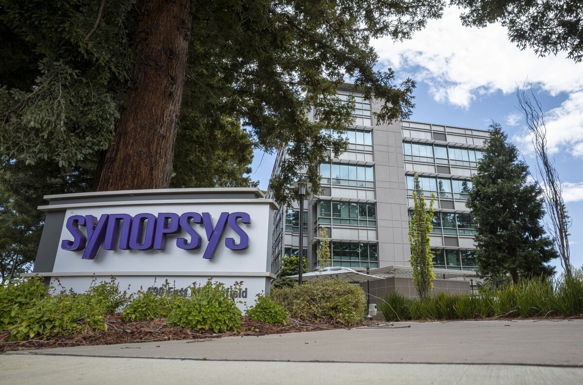 Synopsys Suspends Guidance After Letter About Export Curbs