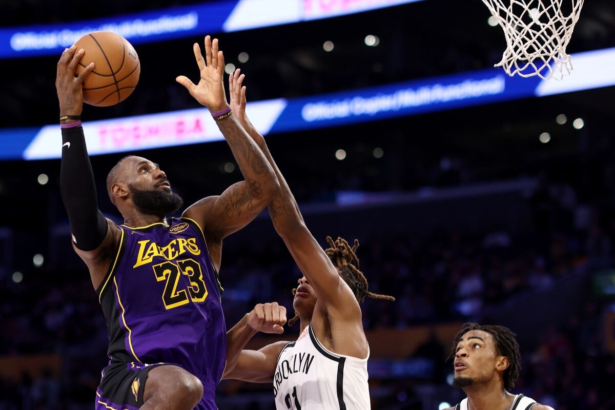 Los Angeles Lakers Confirms Majority Stake Sale to Mark Walter