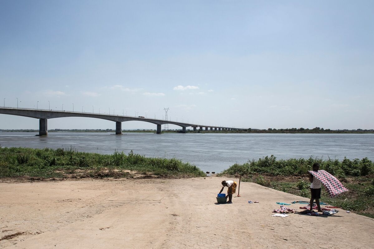 African Nations Seek $703 Million for Zambezi Climate Resilience