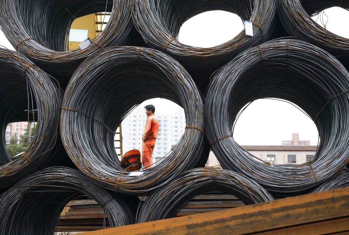 Iron Ore Surges With Steel as China Dam Project Boosts Outlook