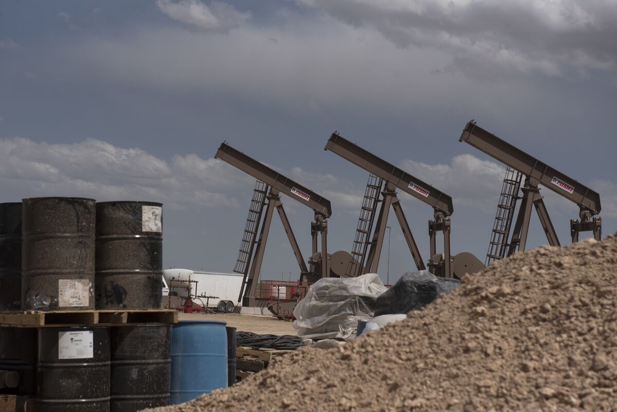 Shale CEO Says Oil Markets Are In for Bearish Crude-Supply Flood