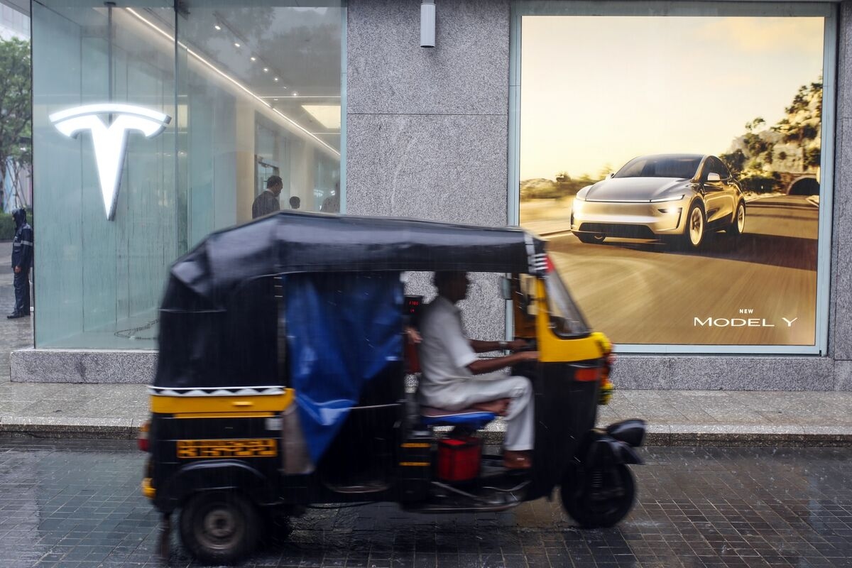 Elon Musk's Tesla Faces Its Apple Moment In India