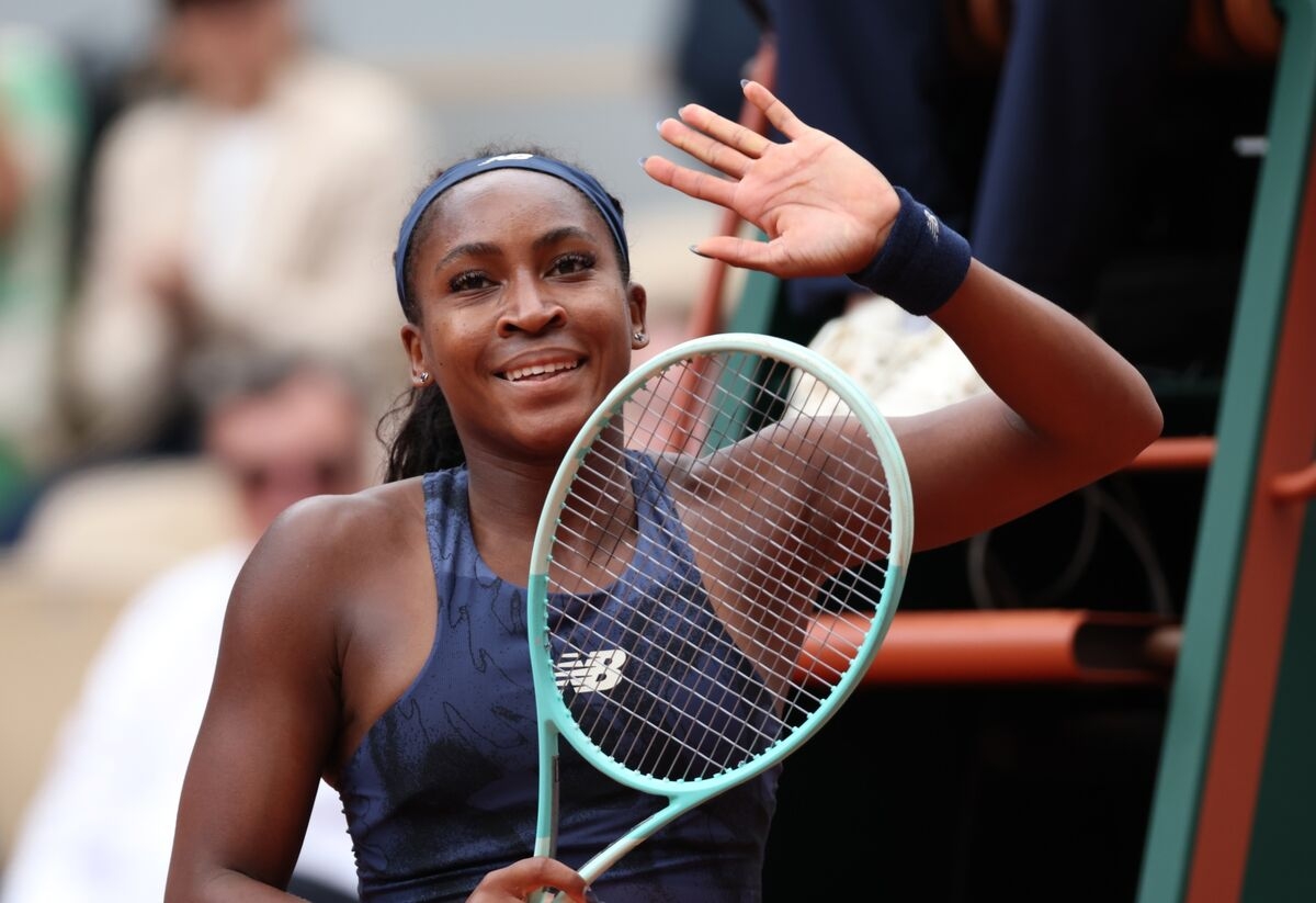 Coco Gauff Reaches French Open Quarterfinals, Jokes with Tiafoe