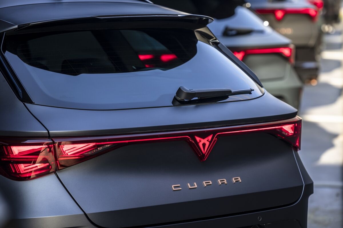 Europe's Car Rebels, Cupra and Dacia, Defy a Chinese Onslaught