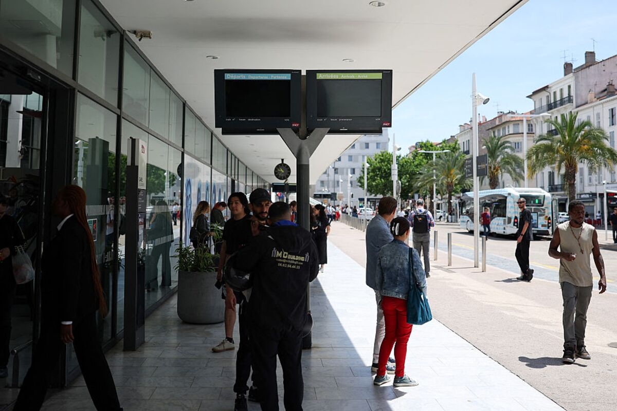 Power Cut Hits French Riviera on Final Day of Cannes Festival