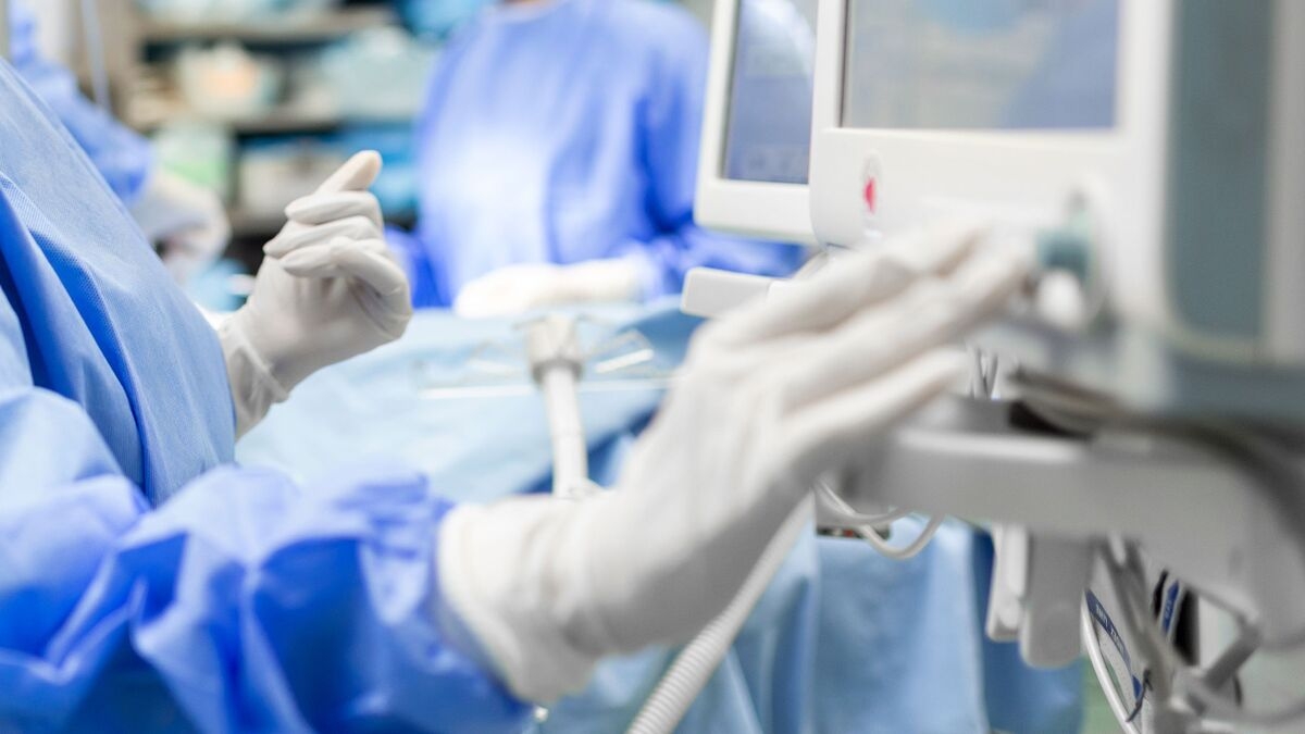 Malaysia's EPF Weighs £1.4 Billion Sale of UK Private Hospitals