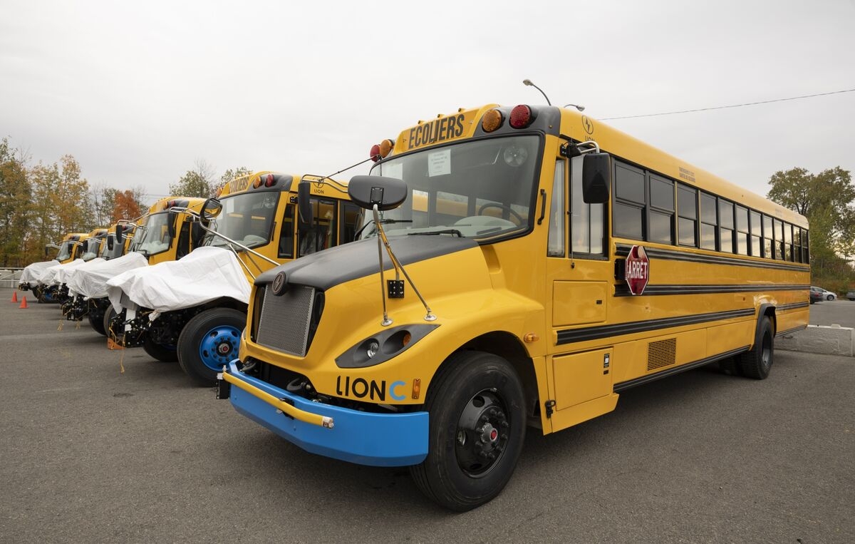 Quebec Government Won't Rescue Bankrupt Bus Maker Lion Electric