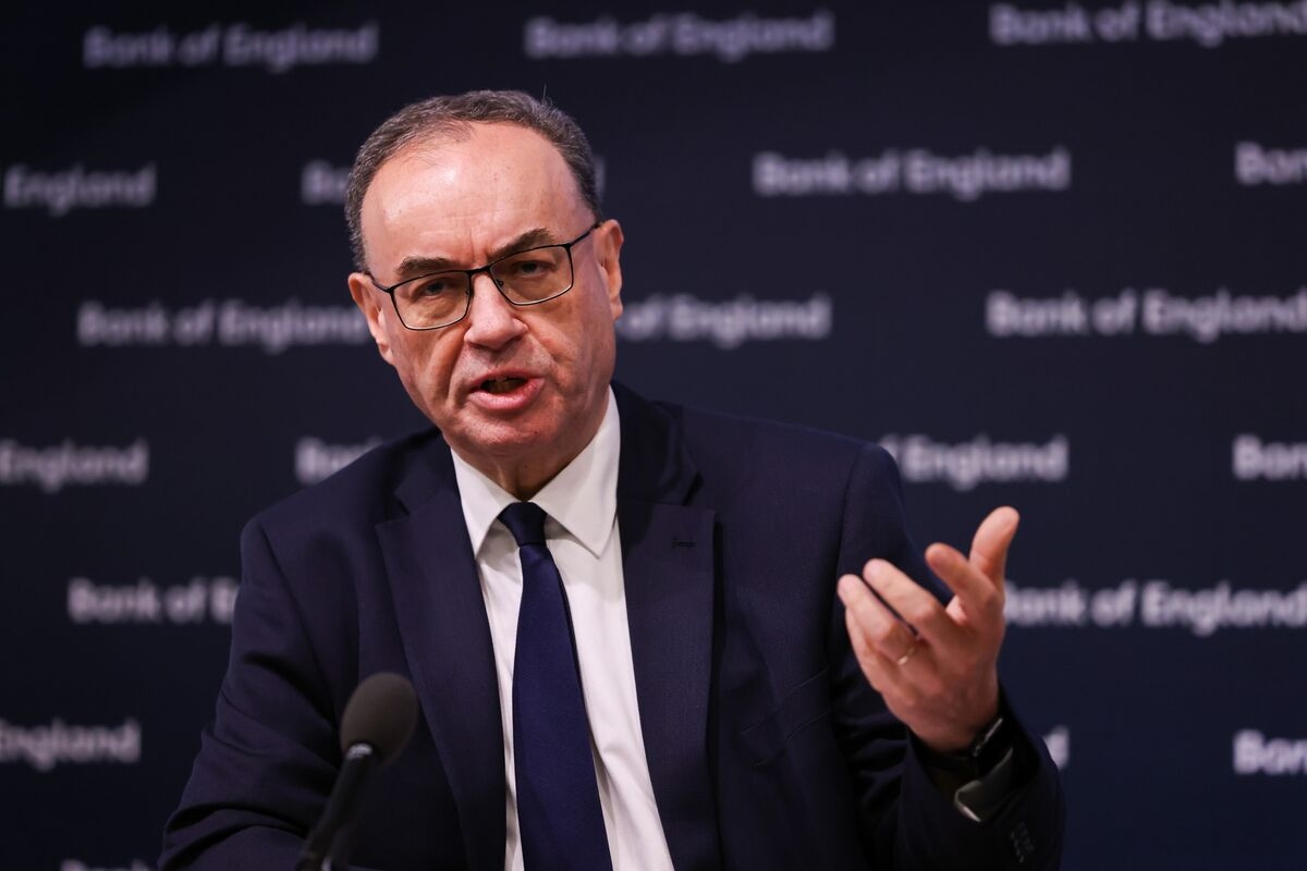 Bailey Warns Trade War Will Hit UK Growth Ahead of BOE Forecasts