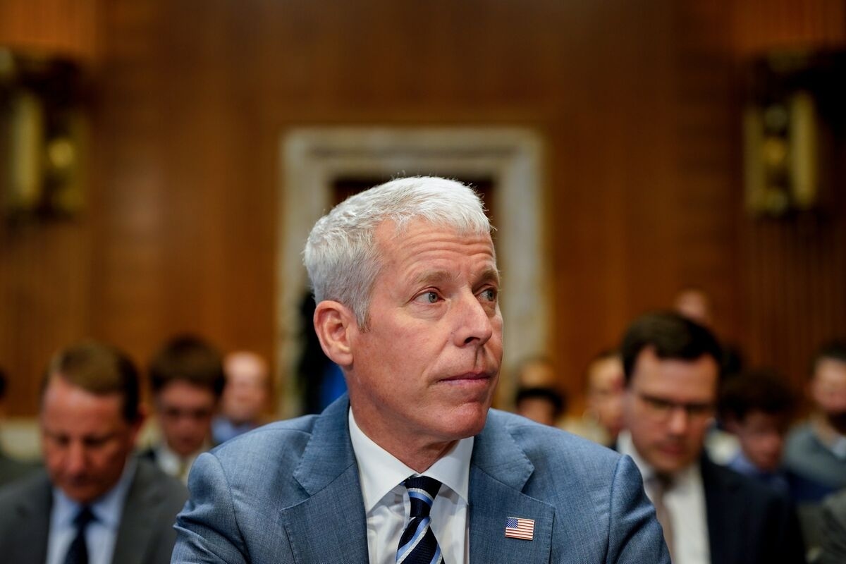 Chris Wright Touts Energy Department Report's Misleading Climate Claims