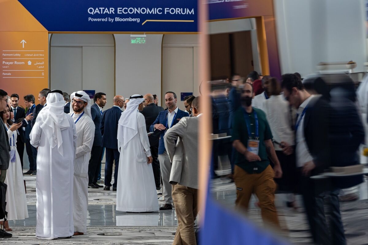 Middle East Wealth Fund Titans Deliver Rare, Blunt Warnings