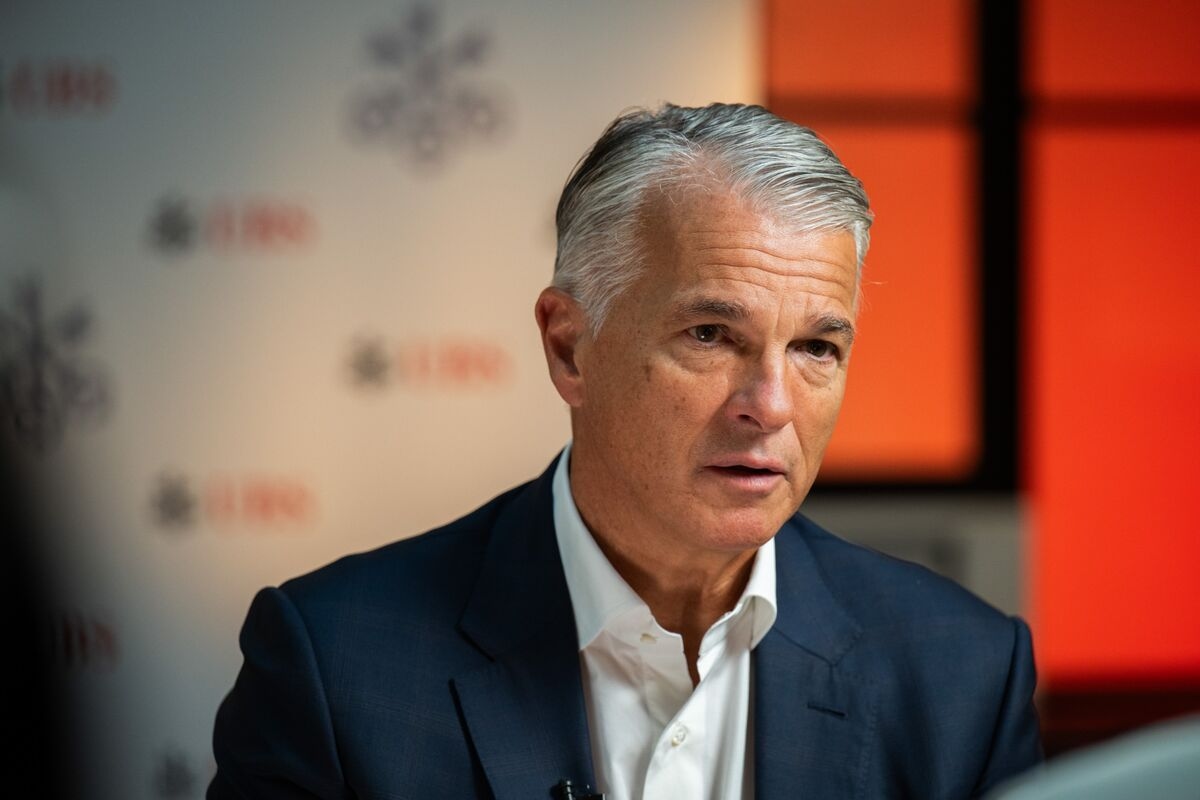 UBS CEO Says Clients' FX Losses Don't Signal Governance Issues