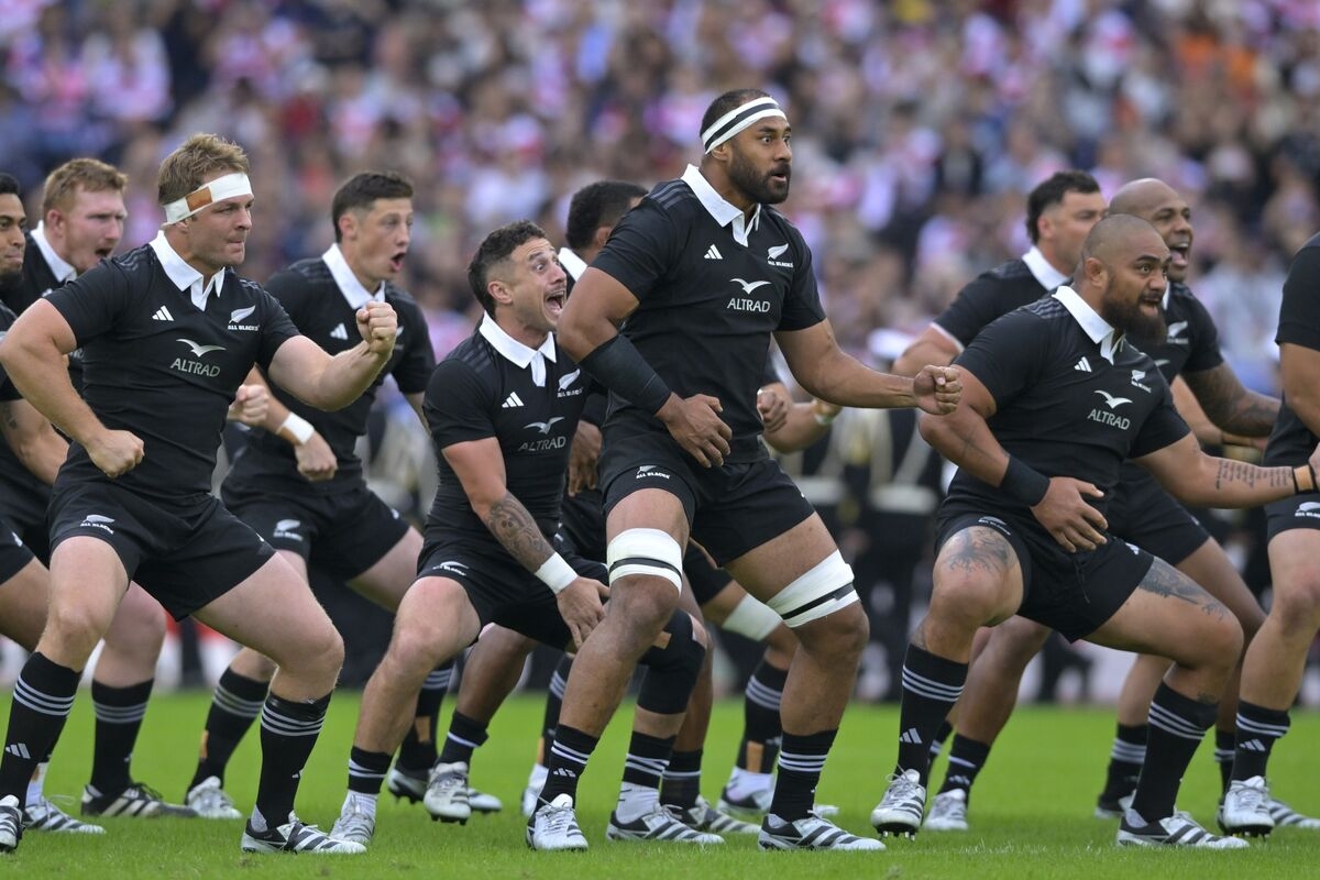 New Zealand All Blacks Rugby Team Sign Gallagher Insurance as Sponsor