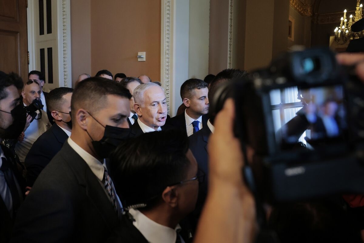 A Defiant Israel Eyes a Full Gaza Takeover Despite Global Isolation