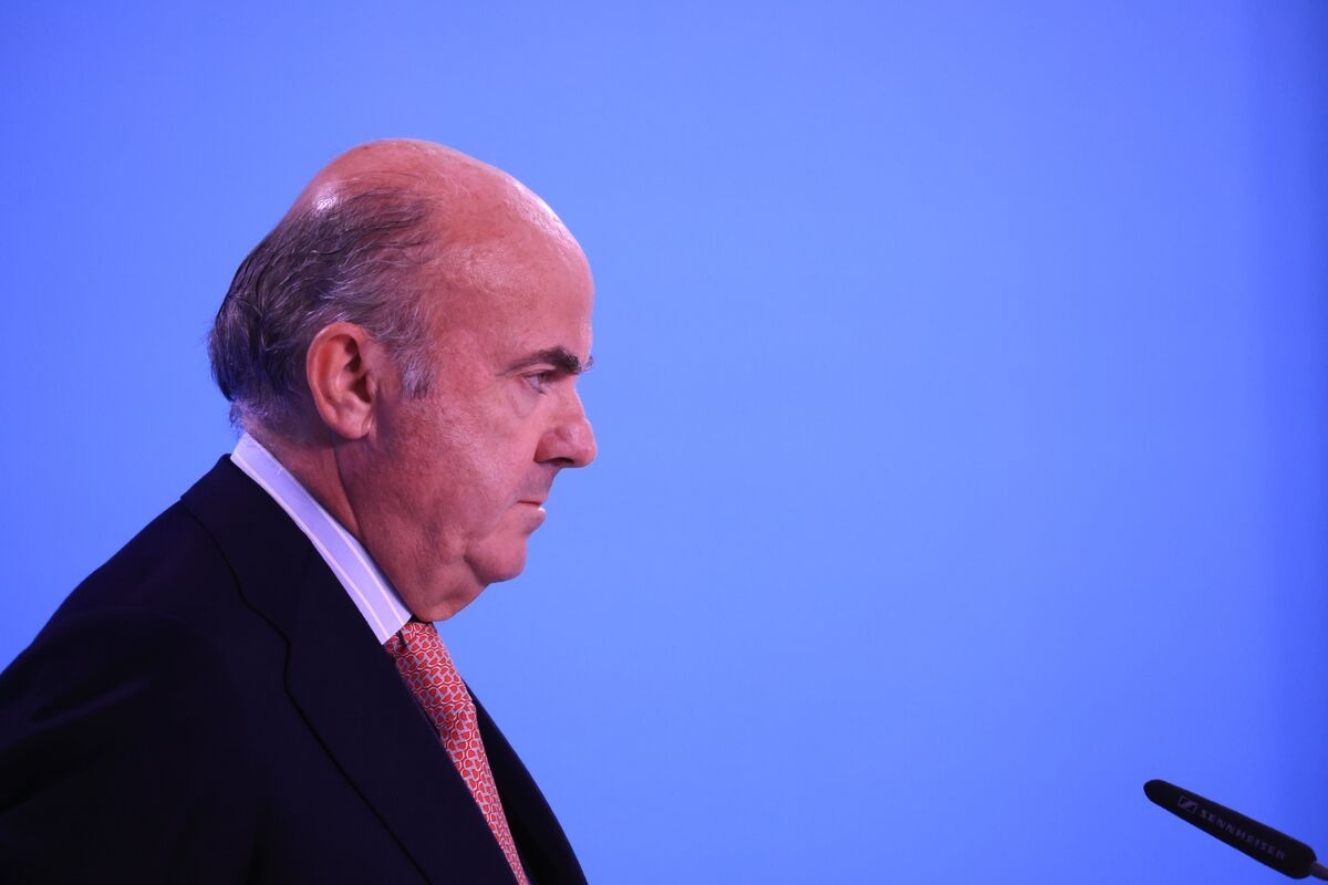 ECB to Reach 2% Inflation ‘Relatively Quickly,' Guindos Says
