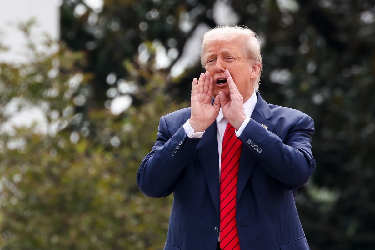 Trump Ramps Up Tariff Blitz With India, Pharma, Chips in Sights
