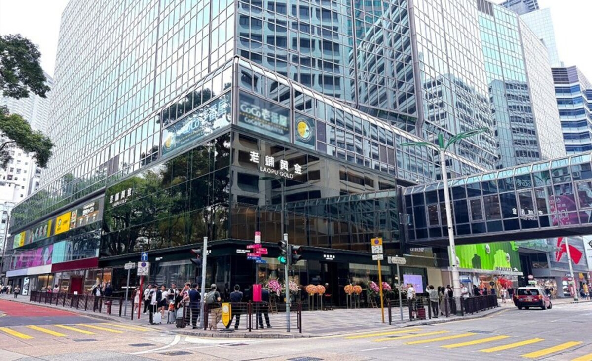 Laopu's 1,600% Rally Illustrates Hong Kong's Frenzy Over IPOs