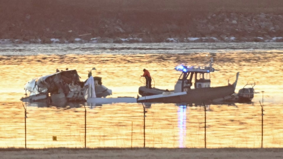 No Survivors in Midair DC Crash, Fire Chief Says