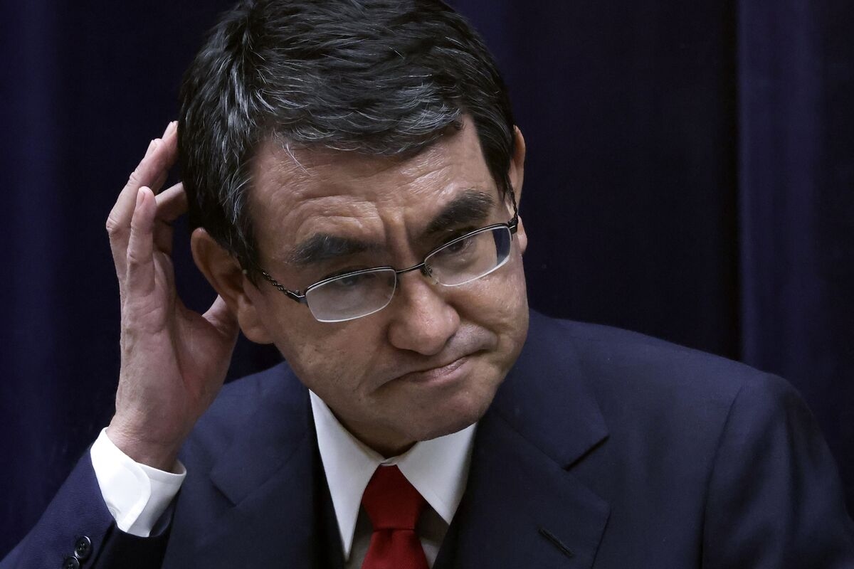 Japan LDP's Kono Adds to Chorus Urging BOJ to Tighten Policy