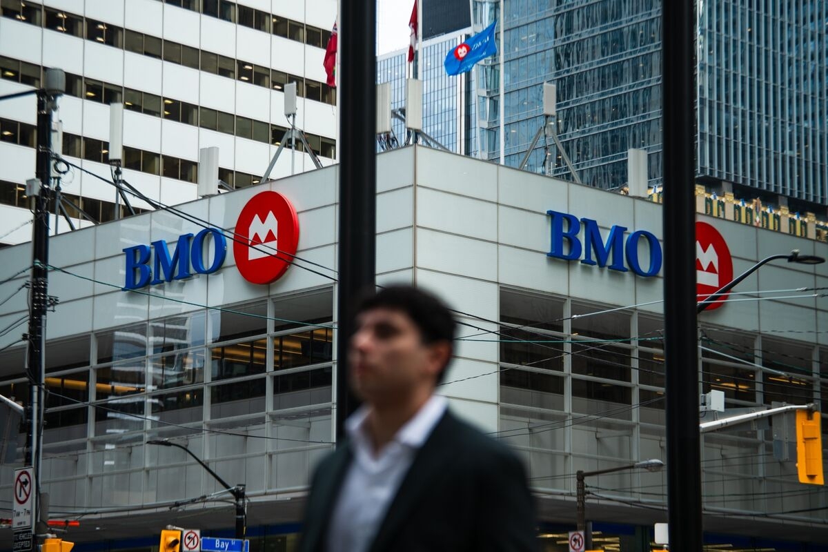 BMO Beats Estimates on Lending Income Even as Provisions Climb