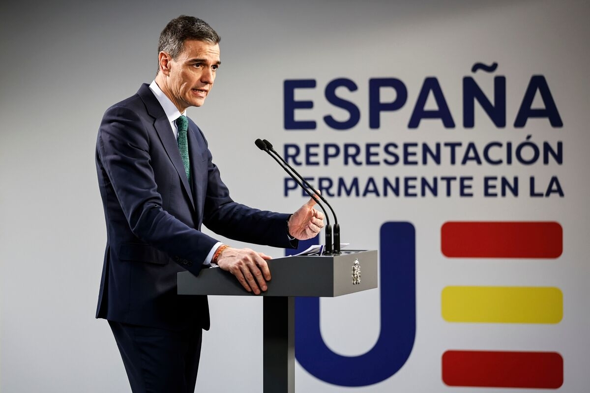 Sanchez Is Putting NATO's Trump Plan at Risk by Opposing 5% Goal