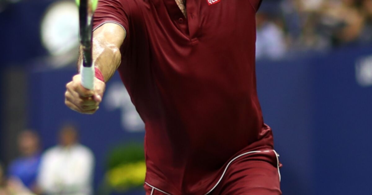 Roger Federer Becomes a Tennis Billionaire