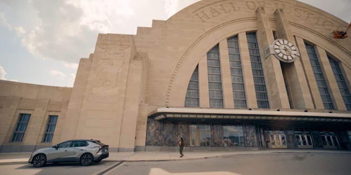 The Architect Behind Superman's Hall of Justice (and Trump's Fed Gambit)