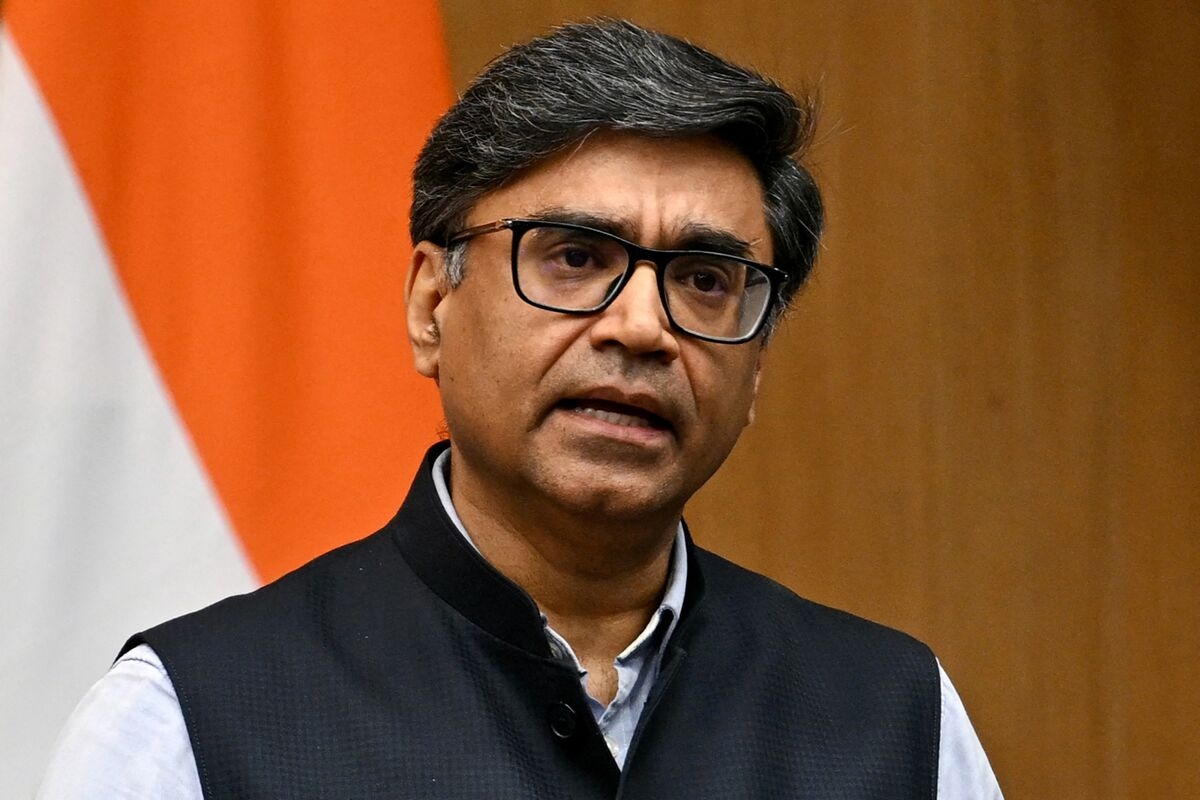 India, China Tackle Rare Earth Curbs in Meeting of Top Officials