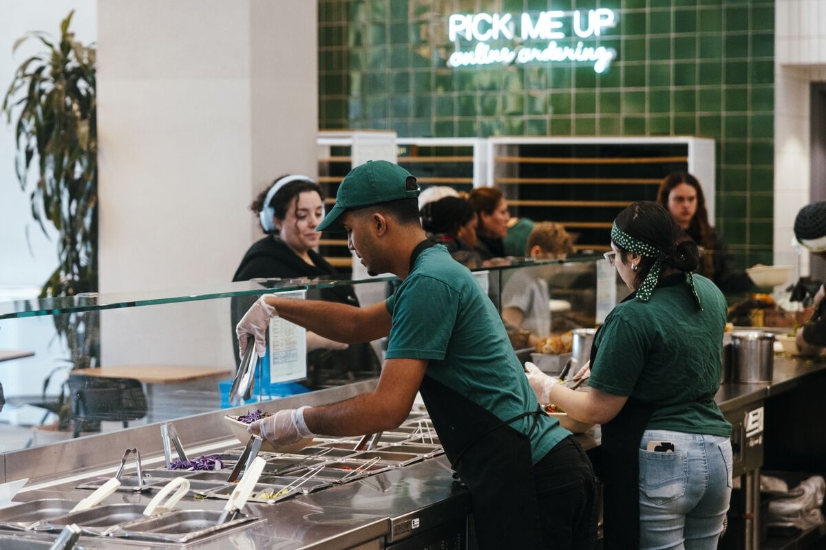 Sweetgreen Cuts Outlook Following Weaker-Than-Expected Quarter