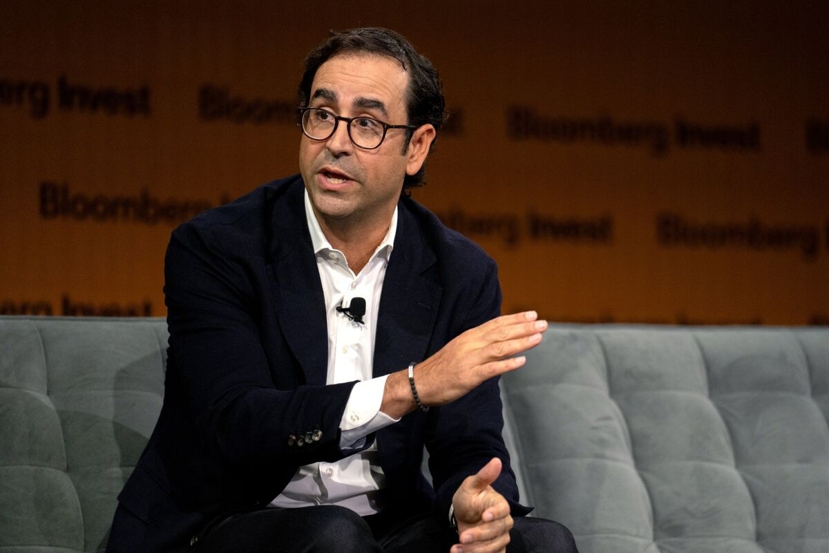 Apollo's John Zito Sees AI Boom Powering Private Credit Growth
