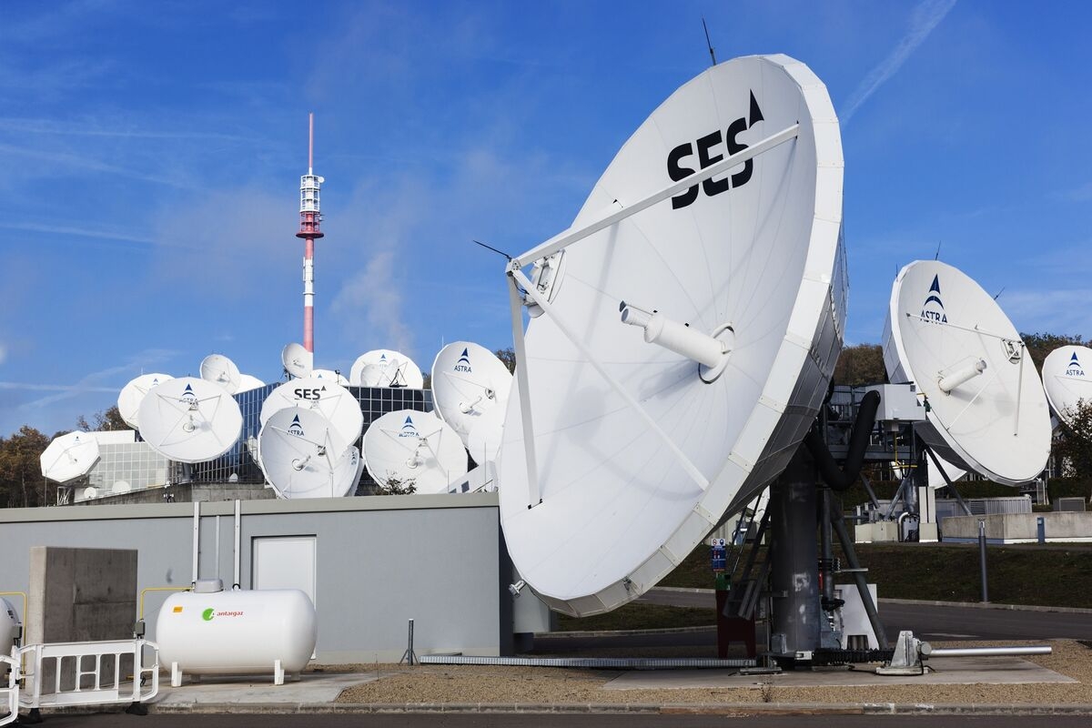 SES, Intelsat Deal Creating Satellite Giant Cleared by UK