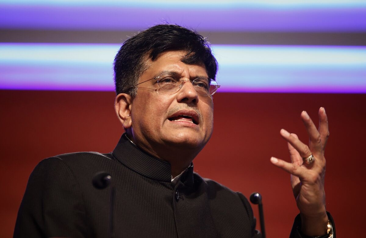 India Takes Cautious Line as US Tariff Clock Ticks Down