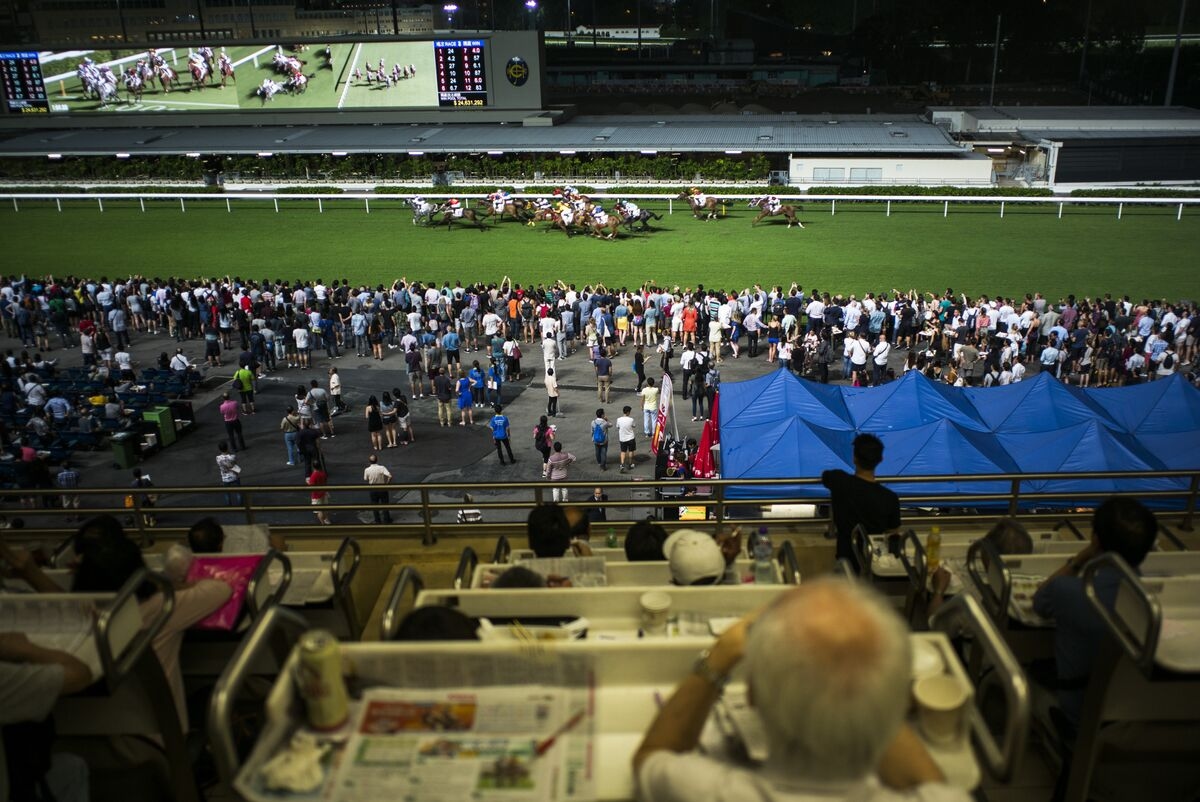 Hong Kong Jockey Club to Unload $1 Billion in Blackstone, Warburg Funds