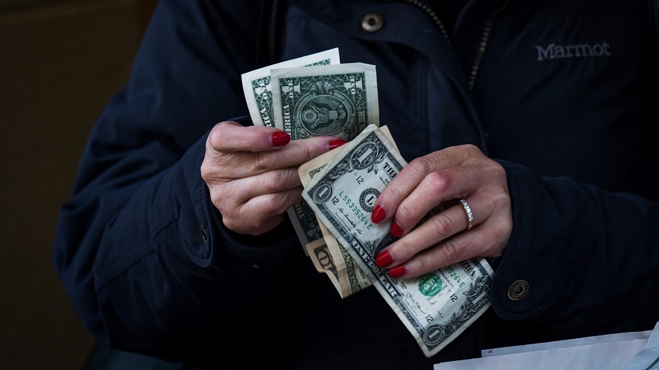 US Goods Imports Fall 19.8%, Consumer Spending Slows
