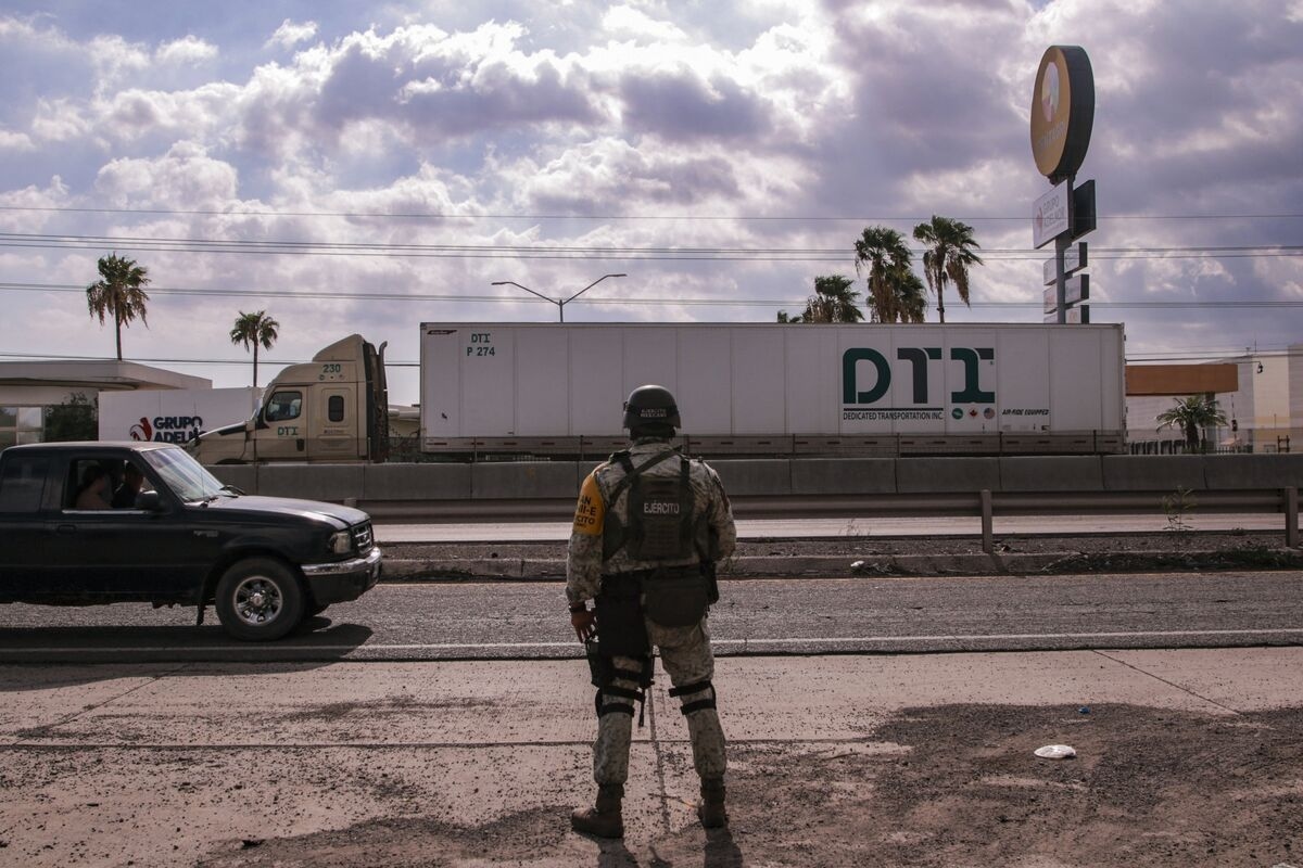Highway Robberies Are Now Just Part of Doing Business in Mexico
