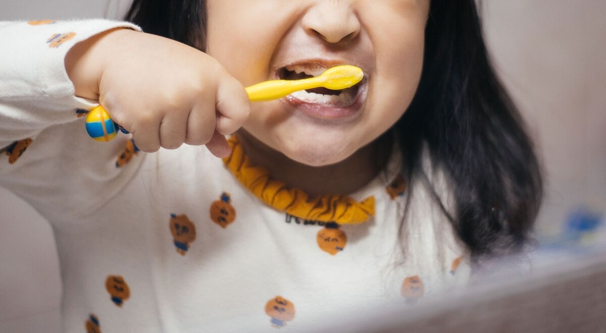 Does Toothpaste Without Fluoride Stop Cavities?