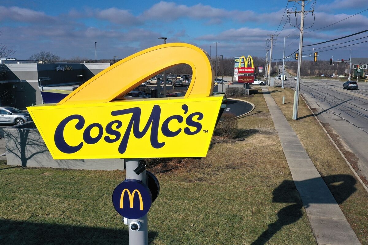 McDonald's to Close Beverage-Focused Concept Stores, Test New Drinks
