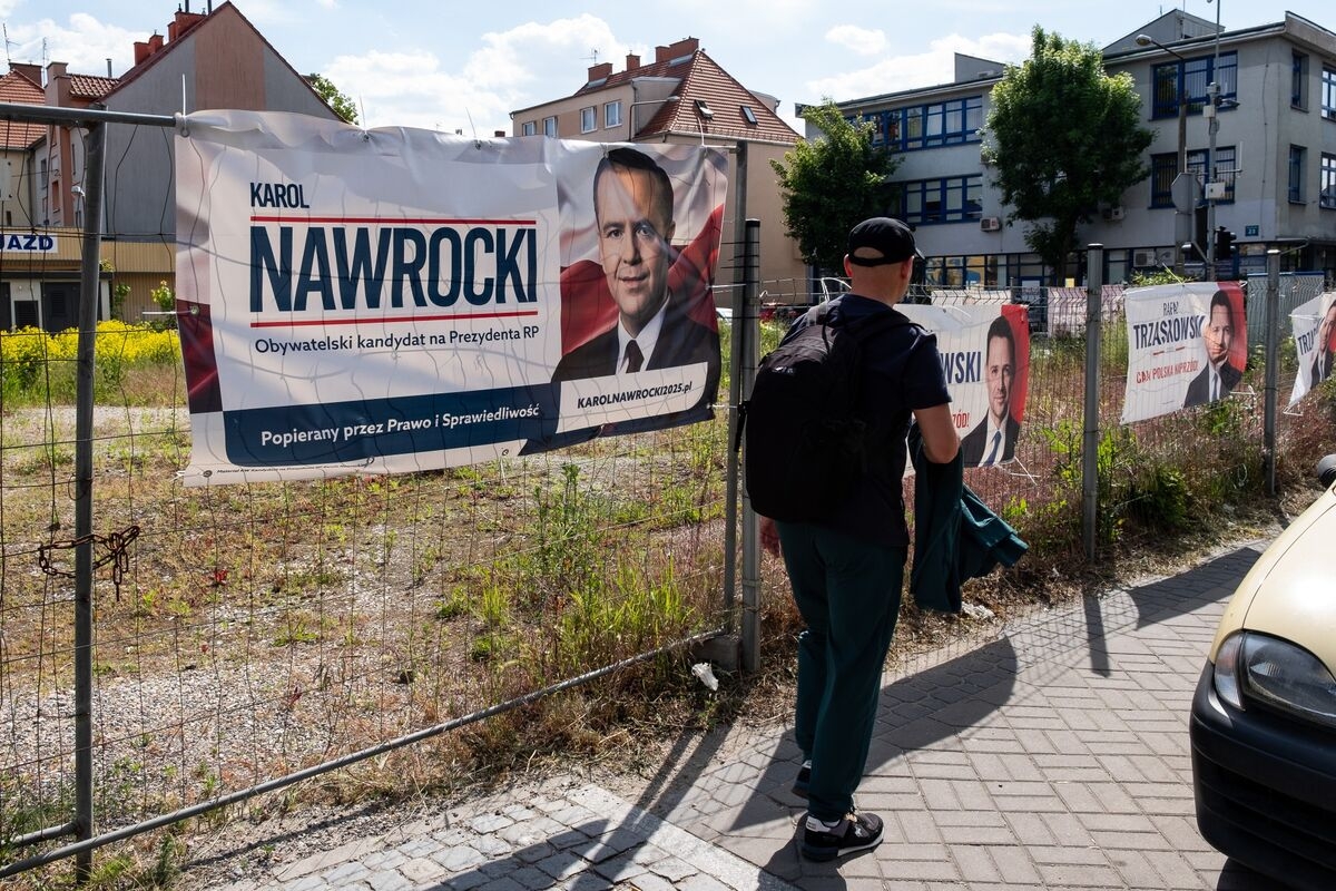 Poland Economic Juggernaut Gets a Reality Check