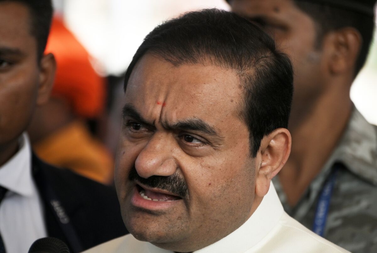 Adani Touts $100 Billion Push in Defiant Shareholder Address